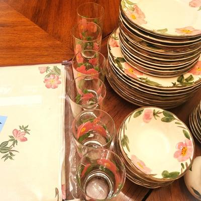 Franciscan " DESERT ROSE " China Lot with Linens and Cups