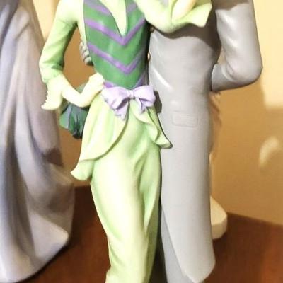 7 Porcelian Figurine Lot