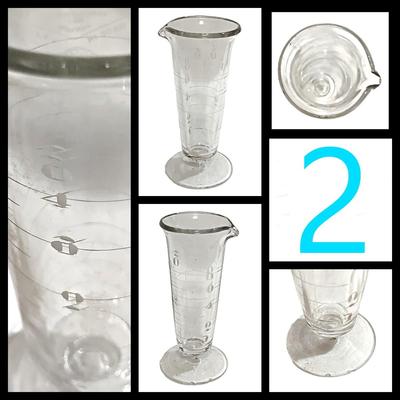 3 Antique Clear Glass Apothcary Beakers