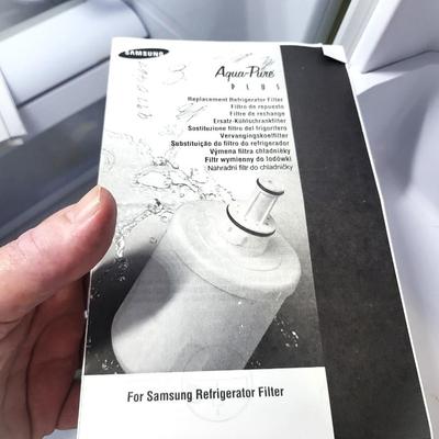 Samsung Refrigerator, Model RF26XAEWP