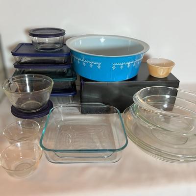 Large Vintage & Contemp. Pyrex Lot