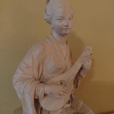 Vintage Resin Chalkware Asian Woman Playing Instrument Statuette
