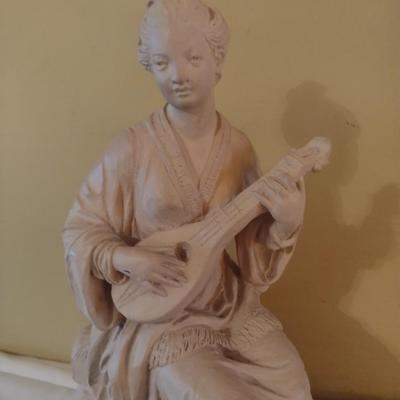 Vintage Resin Chalkware Asian Woman Playing Instrument Statuette