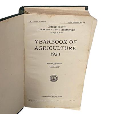 3 Antique Books: Annual Reports of the Bureau of Animal Industry, Yearbook of Agriculture & Annual Report of the Commissioner of Labor