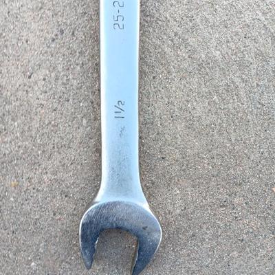 Big Armstrong Wrench 1 - 1/2
