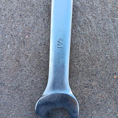 Big Armstrong Wrench 1 - 1/2