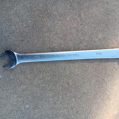 Big Armstrong Wrench 1 - 3/8