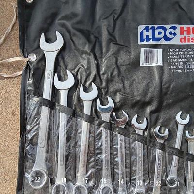 HDC Homier Distributing 22-piece standard and metric wrench set