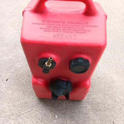 Nice Moeller marine products gas tank