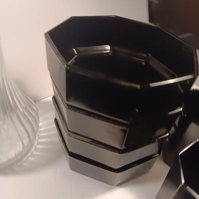 FRANCE Black octagon dish set with large flower vase