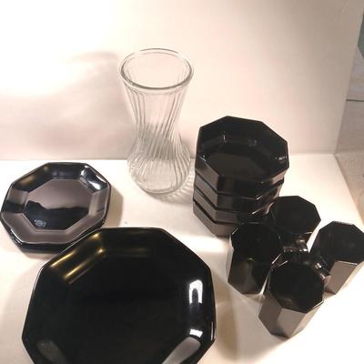 FRANCE Black octagon dish set with large flower vase
