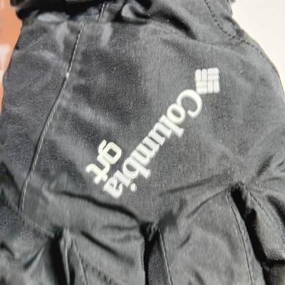 Two pairs of Men's size large winter gloves - snowboarding - Snowmobile gloves! Columbia