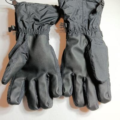 Two pairs of Men's size large winter gloves - snowboarding - Snowmobile gloves! Columbia
