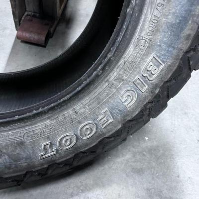 2 Large Tires BIG O LT275/70R18 