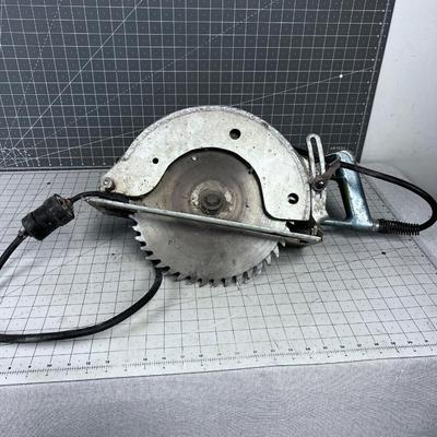 SKIL Worm Drive Saw 12" Circular Blade
