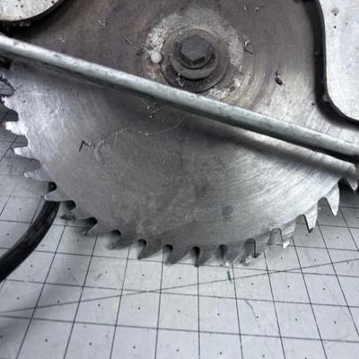 SKIL Worm Drive Saw 12" Circular Blade