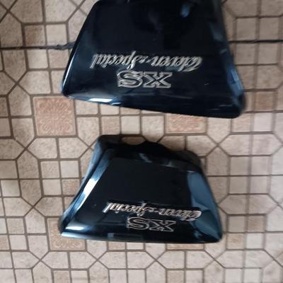 Yamaha Motor co, XS Eleven Special side covers