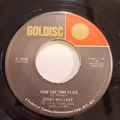 Vinyl albums - 45 records - Porter Wagner - The Whites - Jerry Wallace - and more 45's