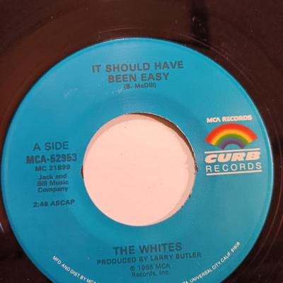 Vinyl albums - 45 records - Porter Wagner - The Whites - Jerry Wallace - and more 45's