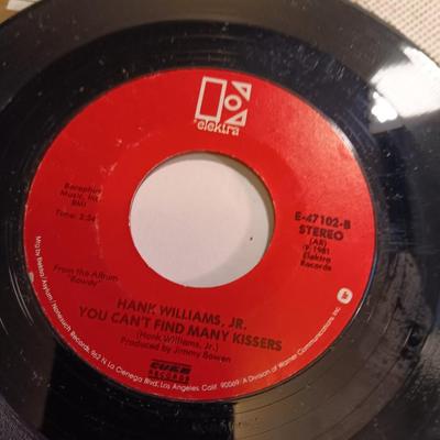 Vinyl albums - 45 records -All Hank Williams and Hank William JR.- 45's