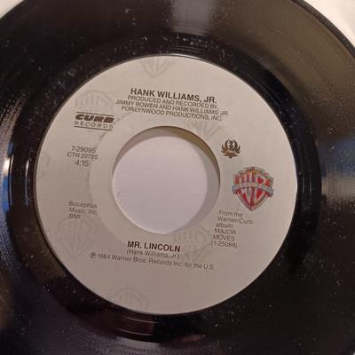 Vinyl albums - 45 records -All Hank Williams and Hank William JR.- 45's