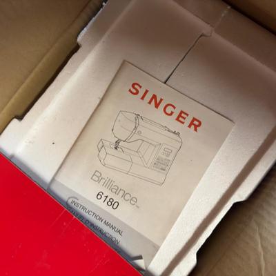 U1207 Like New in Box SINGER Brilliance 6180