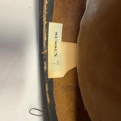 U1208 Antique Felt Beaver Brook's Brothers England Top Hat with Original Box