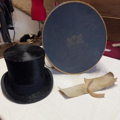 U1208 Antique Felt Beaver Brook's Brothers England Top Hat with Original Box