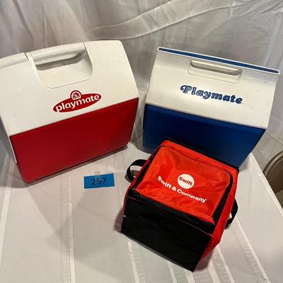 Lot of coolers/ lunch box