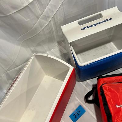Lot of coolers/ lunch box