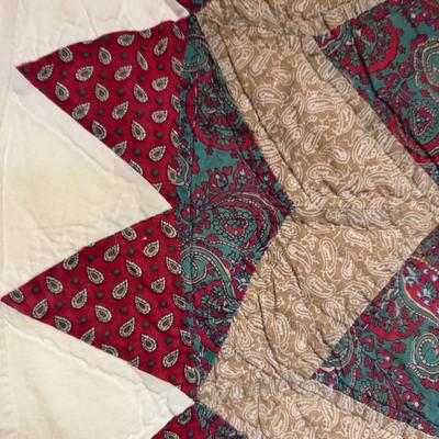 U1212 Vintage Starburst Medallion Quilt with Scalloped Edge