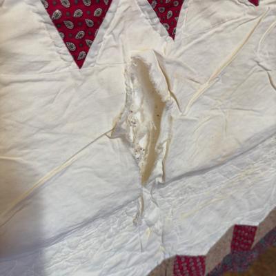 U1212 Vintage Starburst Medallion Quilt with Scalloped Edge