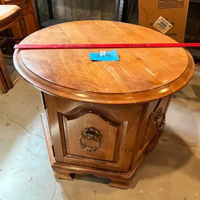 Round top side table