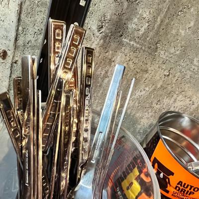 Lot of kitchen items