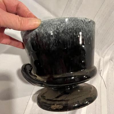 Hull Mirrored Black Flower Pot