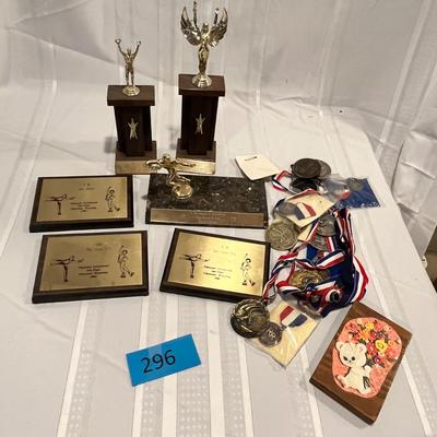 Lot of trophies & metals