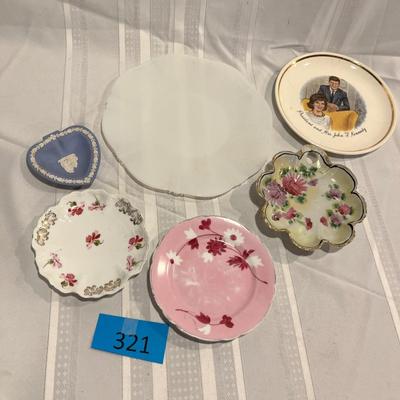 Lot of plates