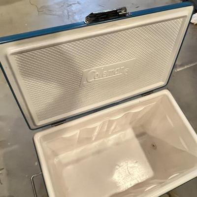 Vintage metal Coleman Cooler
