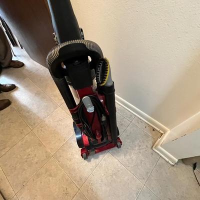 Bagless Vacuum