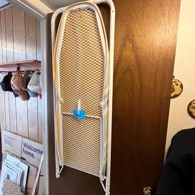 Fold up Ironing board