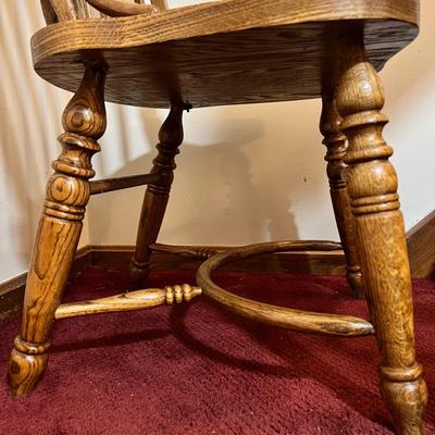 Vintage Bow Back Windsor Chair