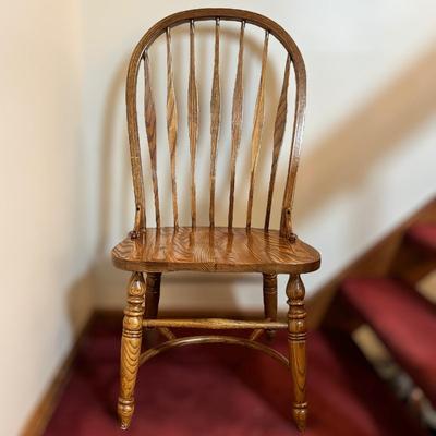 Vintage Bow Back Windsor Chair