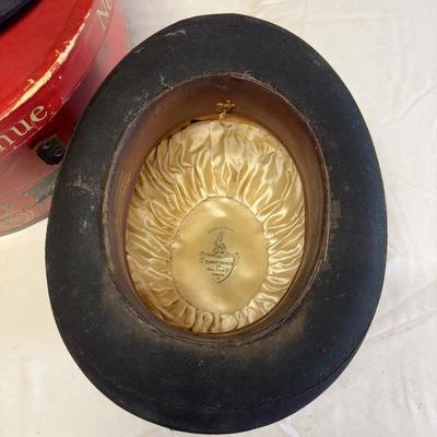 U1233 Antique John B. Stetson Bowler Hat Co. & Herbert Johnson London Dobbs Hat Box