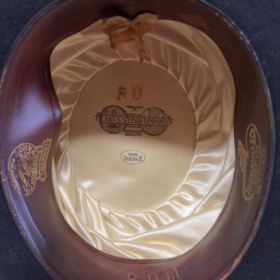 U1233 Antique John B. Stetson Bowler Hat Co. & Herbert Johnson London Dobbs Hat Box