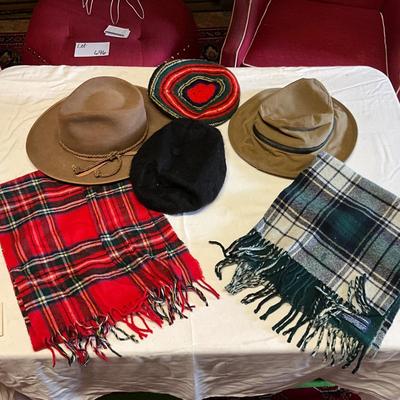U1239 Vintage Stetson Gun Club Hat, Two Berets, Polo Scarf