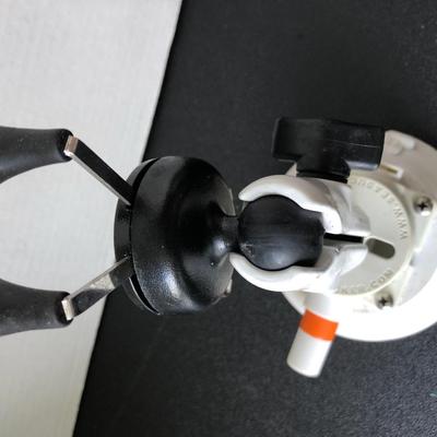 Sea Sucker Vacuum Mount Boat Device