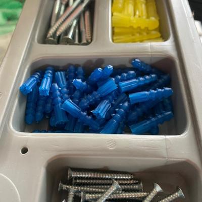 Drill Bit / Screw Kit +++