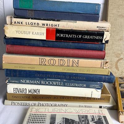 U1057 Large Art and Artist Books - Wyeth, Frank Lloyd Wright and more