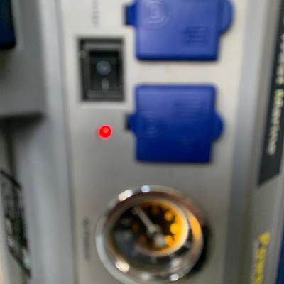 Power Station Pro Battery Charger / Starter