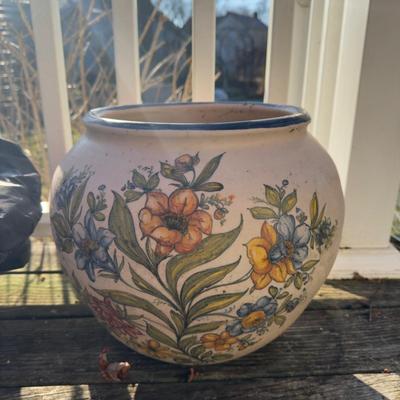 O1069 Vintage Italian Floral Flower Pot